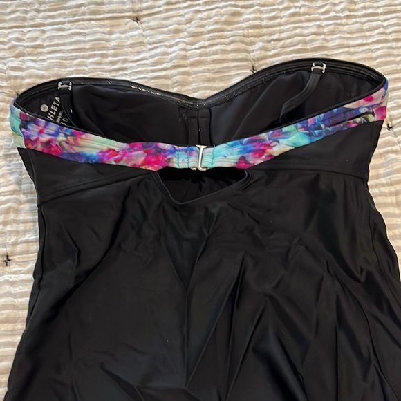 Athleta Tankini swimsuit set - Picture 8 of 8